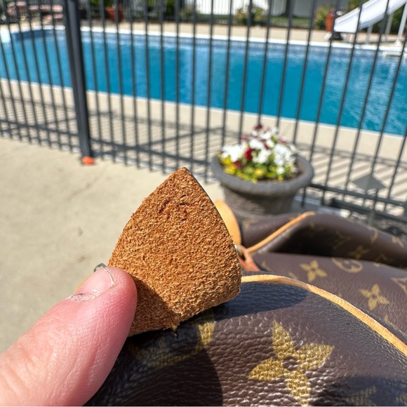 Louis Vuitton Monogram Keepall 45 - Picture 14 of 14